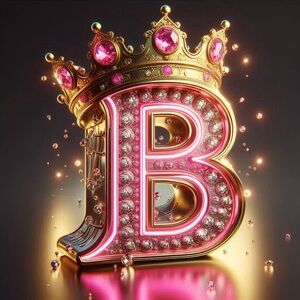 Hey 🙋🏽‍♀️I’m Dannie! B is for boujee! 😌 Never not wearing my own brand.💭